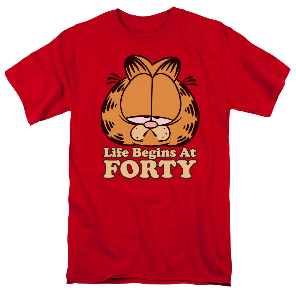 AN OFFCIALLY LICENSED GARFIELD LIFE BEGINS AT FORTY MEN'S REGULAR FIT T-SHIRT RED