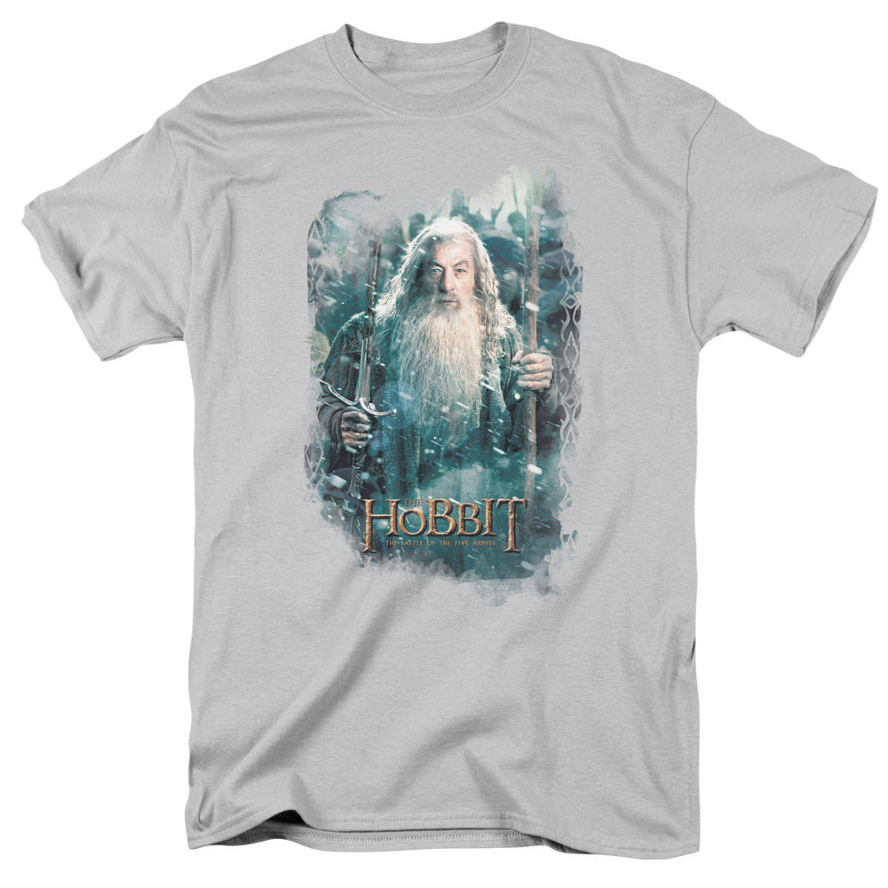 AN OFFCIALLY LICENSED HOBBIT GANDALFS ARMY MEN'S REGULAR FIT T-SHIRT SILVER