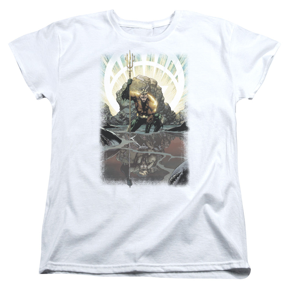 AN OFFCIALLY LICENSED JLA BRIGHTEST DAY AQUAMAN WOMEN'S REGULAR FIT T-SHIRT WHITE