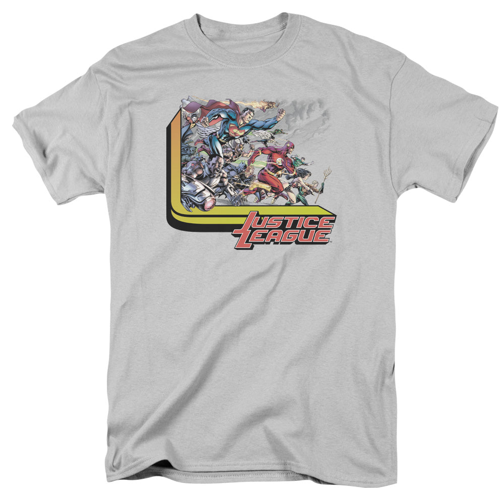 AN OFFCIALLY LICENSED JLA READY TO FIGHT MEN'S REGULAR FIT T-SHIRT SILVER