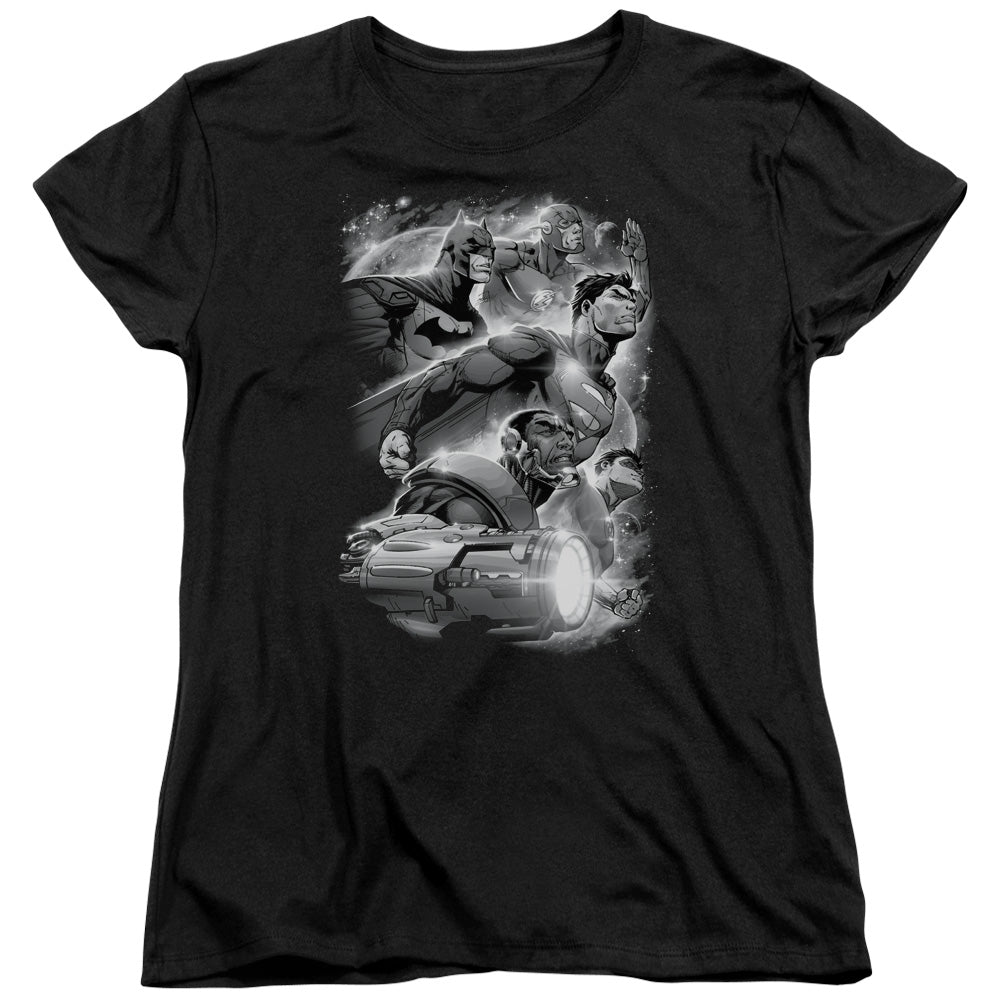 AN OFFCIALLY LICENSED JLA ATMOSPHERIC WOMEN'S REGULAR FIT T-SHIRT BLACK