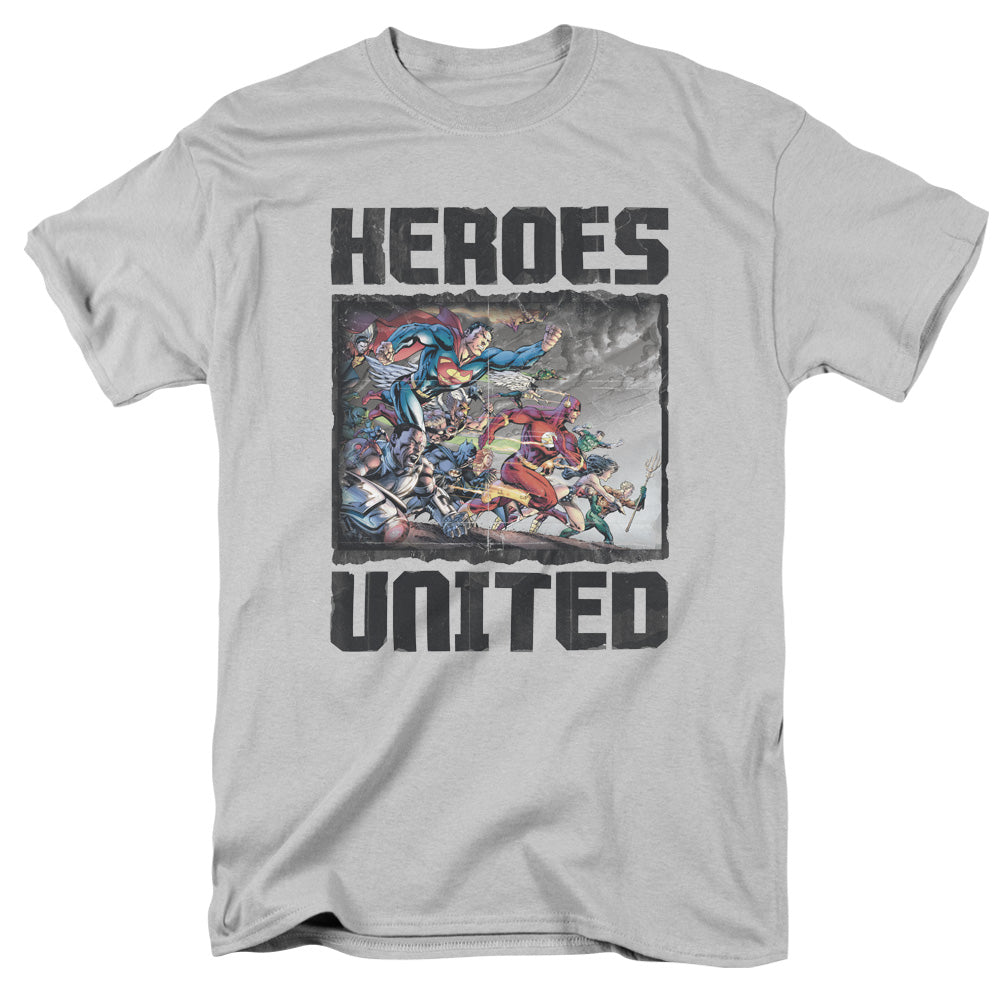 AN OFFCIALLY LICENSED JLA THE CHARGE MEN'S REGULAR FIT T-SHIRT SILVER
