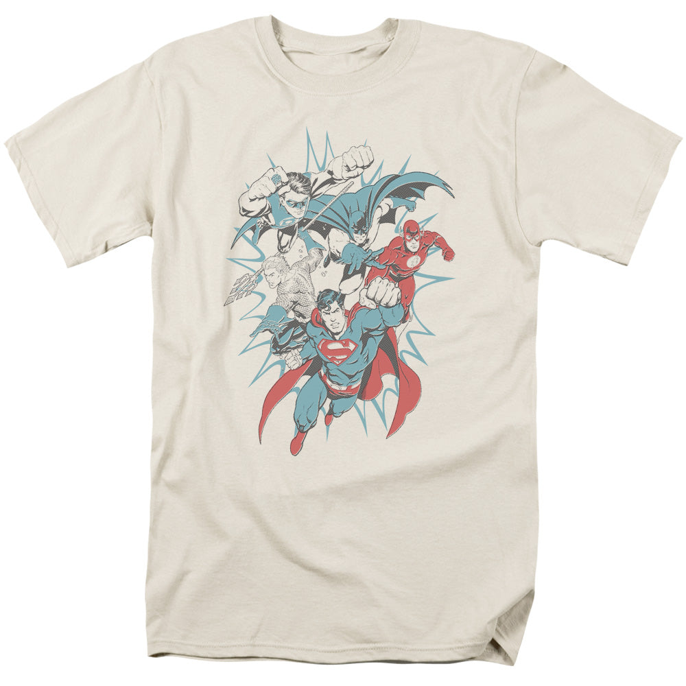 AN OFFCIALLY LICENSED JLA POP GROUP MEN'S REGULAR FIT T-SHIRT CREAM