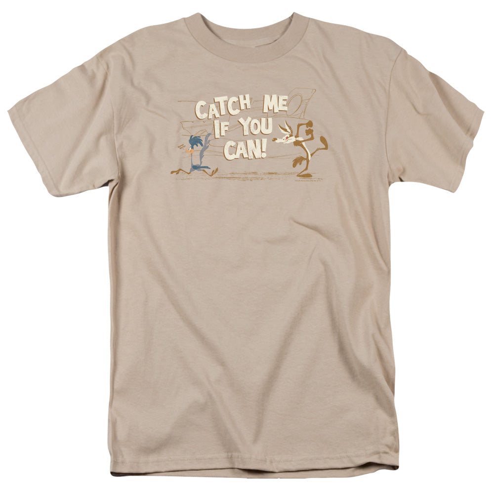 AN OFFCIALLY LICENSED LOONEY TUNES CATCH ME MEN'S REGULAR FIT T-SHIRT SAND
