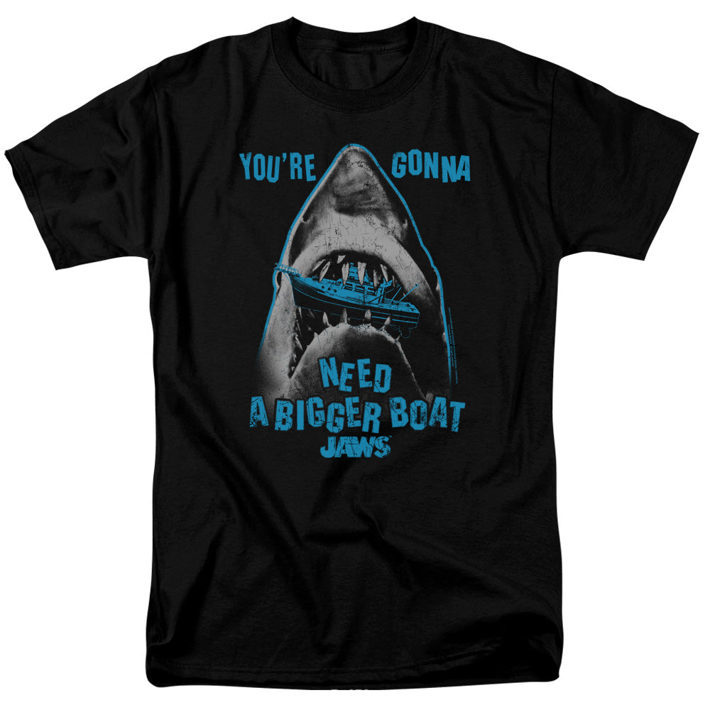 AN OFFCIALLY LICENSED JAWS BOAT IN MOUTH MEN'S REGULAR FIT T-SHIRT BLACK