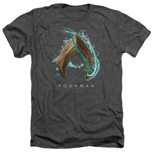 AN OFFCIALLY LICENSED AQUAMAN MOVIE WATER SHIELD MEN'S HEATHER T-SHIRT CHARCOAL
