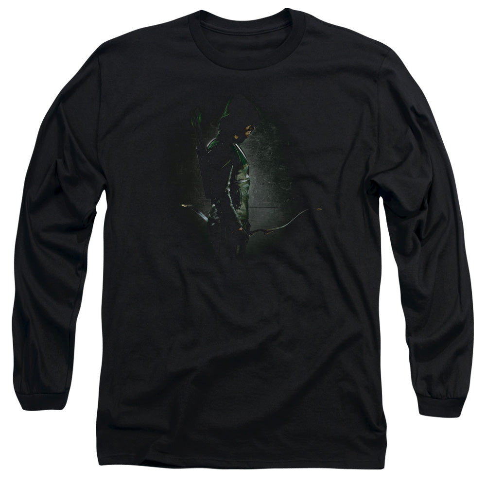 AN OFFCIALLY LICENSED ARROW IN THE SHADOWS MEN'S LONG SLEEVE T-SHIRT BLACK