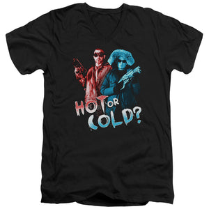 AN OFFCIALLY LICENSED ARROW HOT OR COLD MEN'S V-NECK T-SHIRT BLACK