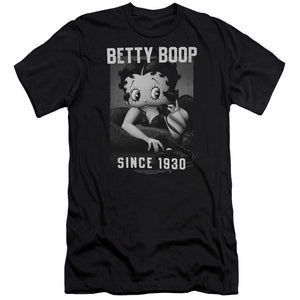 AN OFFCIALLY LICENSED BETTY BOOP ON THE LINE MEN'S PREMIUM SLIM FIT T-SHIRT BLACK