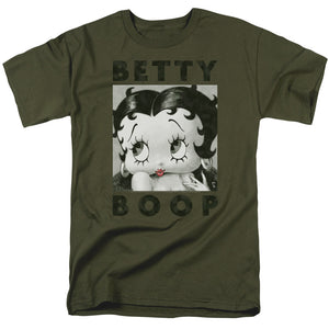 AN OFFCIALLY LICENSED BETTY BOOP CAMO GLAMOUR MEN'S REGULAR FIT T-SHIRT MILITARY GREEN