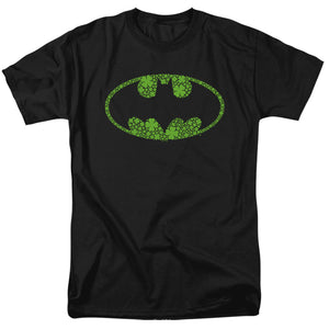 AN OFFCIALLY LICENSED BATMAN ST. PATRICK'S DAY SHAMROCK LOGO MEN'S REGULAR FIT T-SHIRT BLACK
