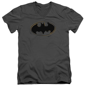 AN OFFCIALLY LICENSED BATMAN SPRAY PAINT LOGO MEN'S V-NECK T-SHIRT CHARCOAL