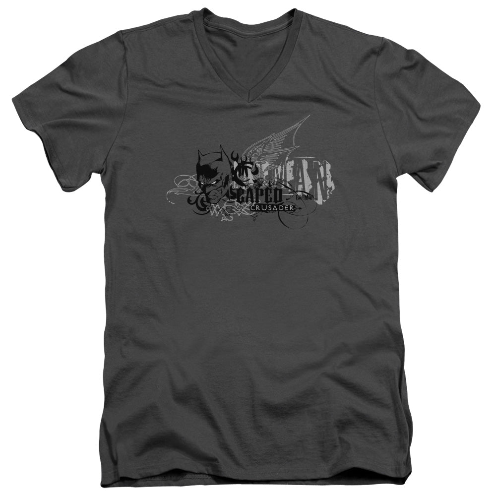 AN OFFCIALLY LICENSED BATMAN URBAN CRUSADER MEN'S V-NECK T-SHIRT CHARCOAL