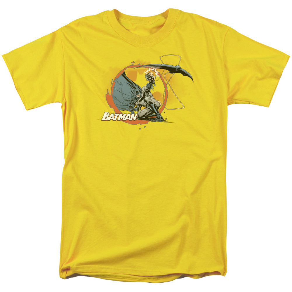 AN OFFCIALLY LICENSED BATMAN BATARANG SHOT MEN'S REGULAR FIT T-SHIRT YELLOW