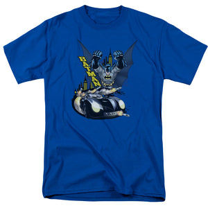 AN OFFCIALLY LICENSED BATMAN BY AIR & BY LAND MEN'S REGULAR FIT T-SHIRT ROYAL
