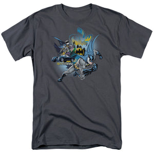 AN OFFCIALLY LICENSED BATMAN CALL OF DUTY MEN'S REGULAR FIT T-SHIRT CHARCOAL
