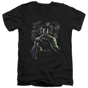 AN OFFCIALLY LICENSED BATMAN VILLAINS UNLEASHED MEN'S V-NECK T-SHIRT BLACK