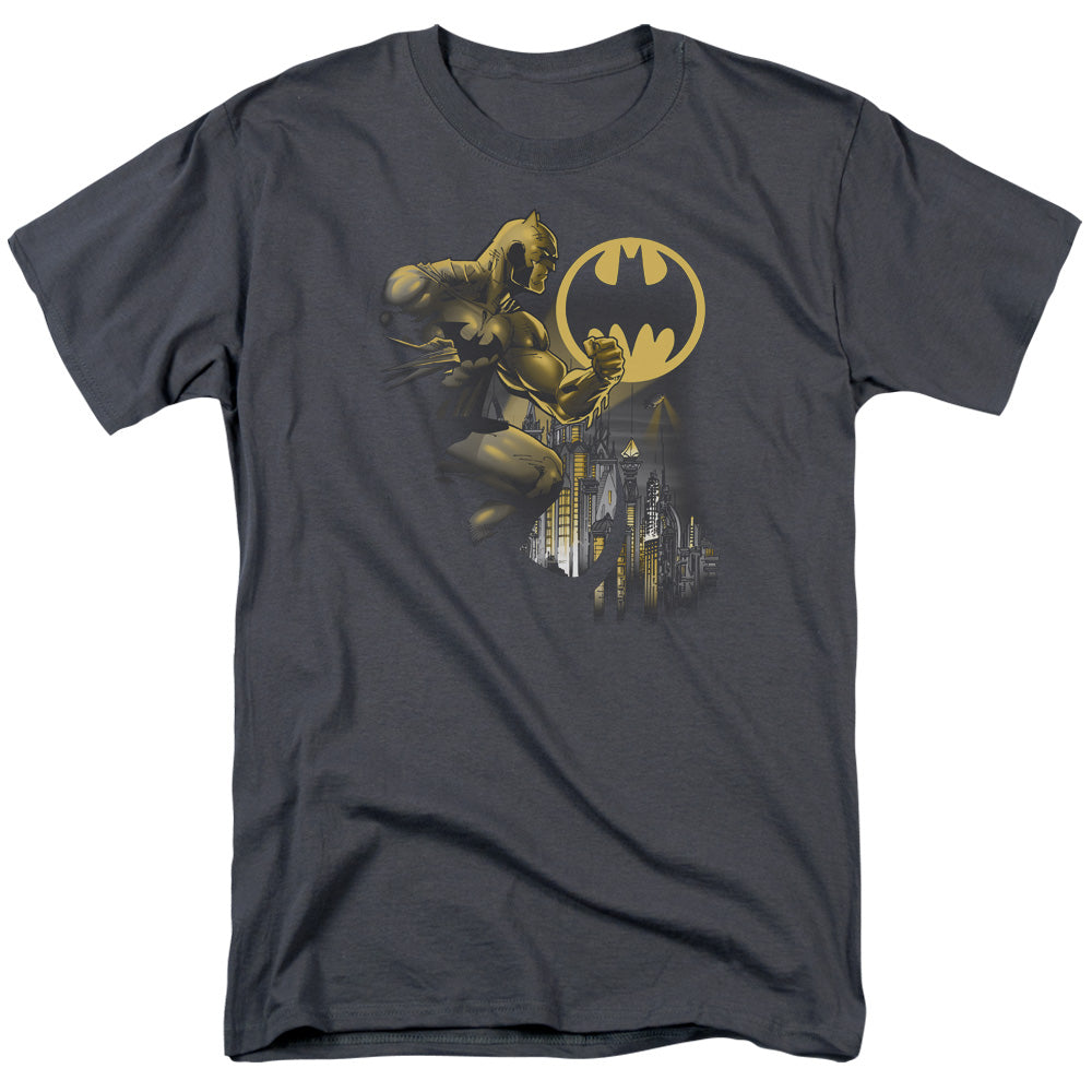 AN OFFCIALLY LICENSED BATMAN BAT SIGNAL MEN'S REGULAR FIT T-SHIRT CHARCOAL