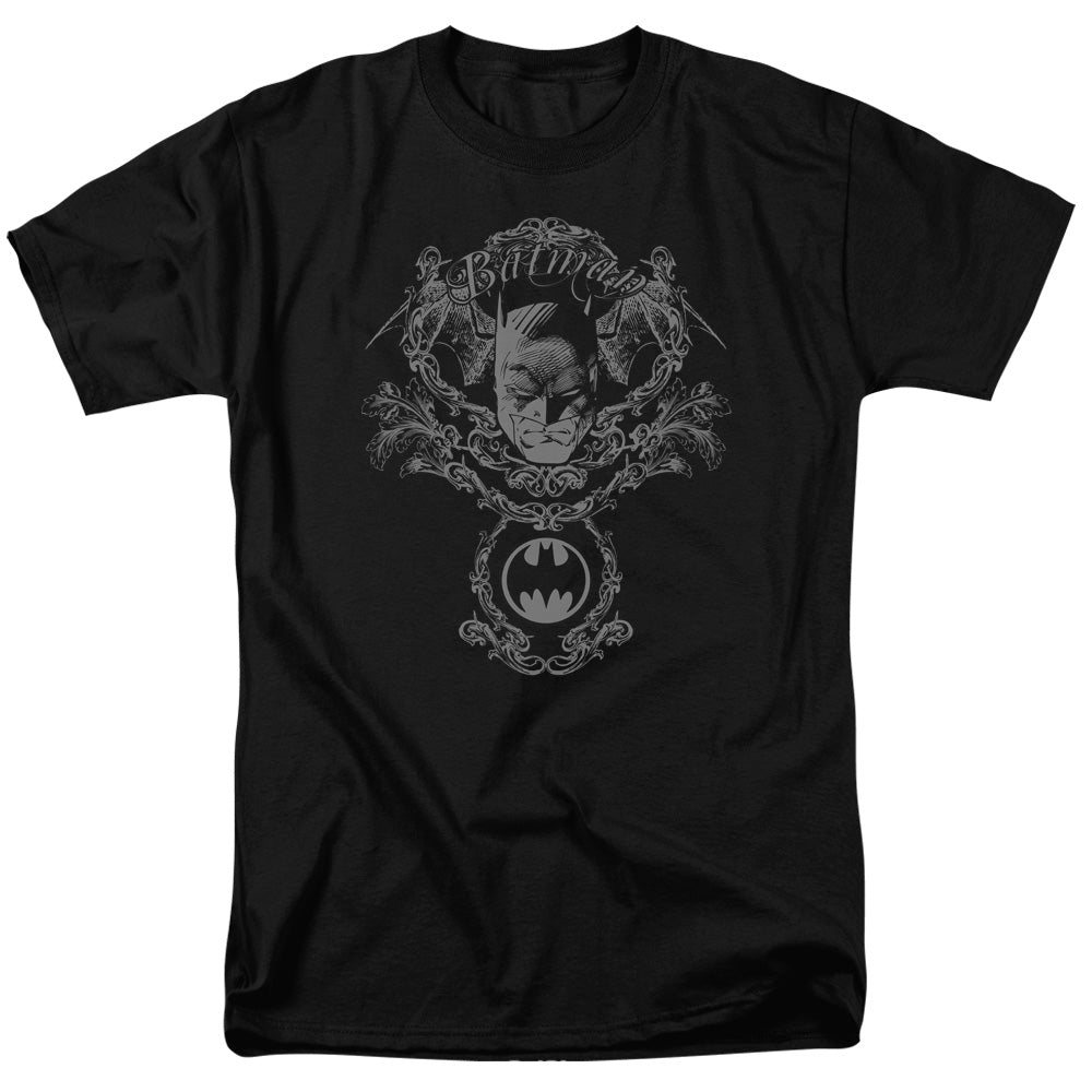 AN OFFCIALLY LICENSED BATMAN DARK KNIGHT HERALDRY MEN'S REGULAR FIT T-SHIRT BLACK