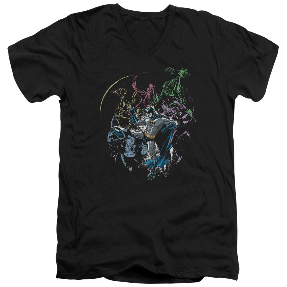 AN OFFCIALLY LICENSED BATMAN SURROUNDED MEN'S V-NECK T-SHIRT BLACK