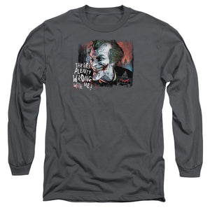 AN OFFCIALLY LICENSED ARKHAM CITY PLENTY WRONG MEN'S LONG SLEEVE T-SHIRT CHARCOAL