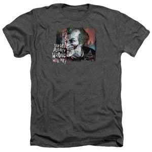AN OFFCIALLY LICENSED ARKHAM CITY PLENTY WRONG MEN'S HEATHER T-SHIRT CHARCOAL