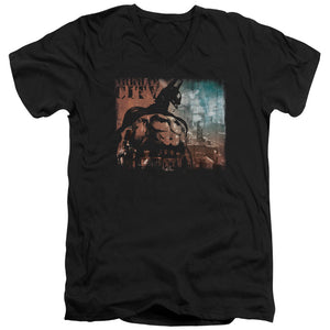 AN OFFCIALLY LICENSED ARKHAM CITY CITY KNOCKOUT MEN'S V-NECK T-SHIRT BLACK