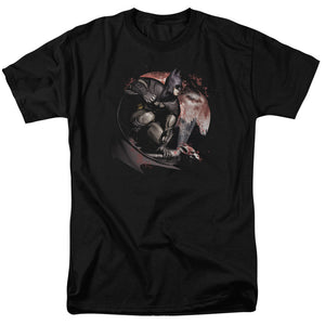 AN OFFCIALLY LICENSED ARKHAM CITY BLOOD MOON MEN'S REGULAR FIT T-SHIRT BLACK