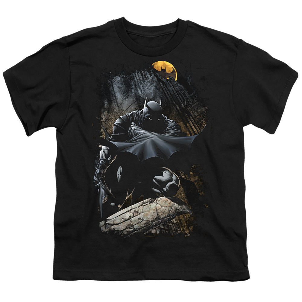 Batman Sweeping Cape Licensed Kid's T-Shirt (Ages 4-7) MD