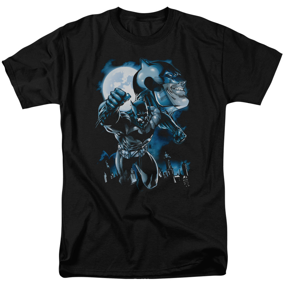 AN OFFCIALLY LICENSED BATMAN MOONLIGHT BAT MEN'S REGULAR FIT T-SHIRT BLACK