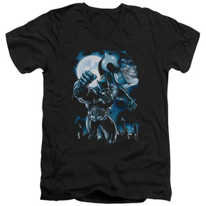 AN OFFCIALLY LICENSED BATMAN MOONLIGHT BAT MEN'S V-NECK T-SHIRT BLACK