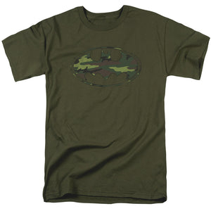 AN OFFCIALLY LICENSED BATMAN DISTRESSED CAMO SHIELD MEN'S REGULAR FIT T-SHIRT MILITARY GREEN