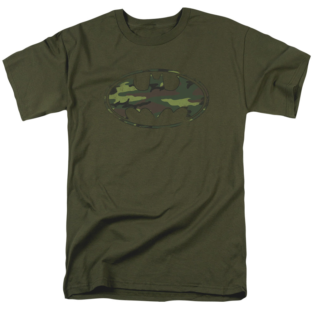 AN OFFCIALLY LICENSED BATMAN DISTRESSED CAMO SHIELD MEN'S REGULAR FIT T-SHIRT MILITARY GREEN