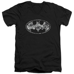 AN OFFCIALLY LICENSED BATMAN URBAN CAMO SHIELD MEN'S V-NECK T-SHIRT BLACK