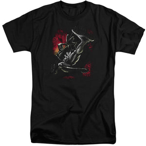 AN OFFCIALLY LICENSED BATMAN KICK SWING MEN'S TALL FIT T-SHIRT BLACK
