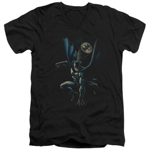 AN OFFCIALLY LICENSED BATMAN CALLING ALL BATS MEN'S V-NECK T-SHIRT BLACK
