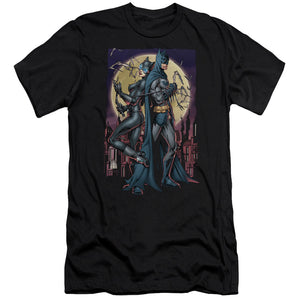 AN OFFCIALLY LICENSED BATMAN PAINT THE TOWN RED MEN'S PREMIUM SLIM FIT T-SHIRT BLACK