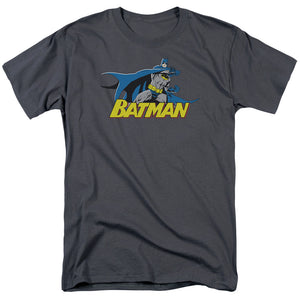 AN OFFCIALLY LICENSED BATMAN 8 BIT CAPE MEN'S REGULAR FIT T-SHIRT CHARCOAL