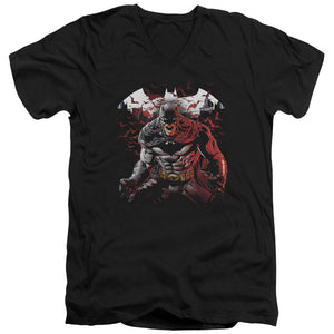 AN OFFCIALLY LICENSED BATMAN RAGING BAT MEN'S V-NECK T-SHIRT BLACK
