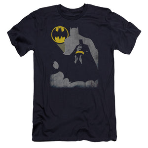 AN OFFCIALLY LICENSED BATMAN BAT KNOCKOUT MEN'S PREMIUM SLIM FIT T-SHIRT NAVY