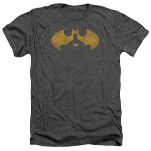 AN OFFCIALLY LICENSED BATMAN BAT SYMBOL KNOCKOUT MEN'S HEATHER T-SHIRT CHARCOAL