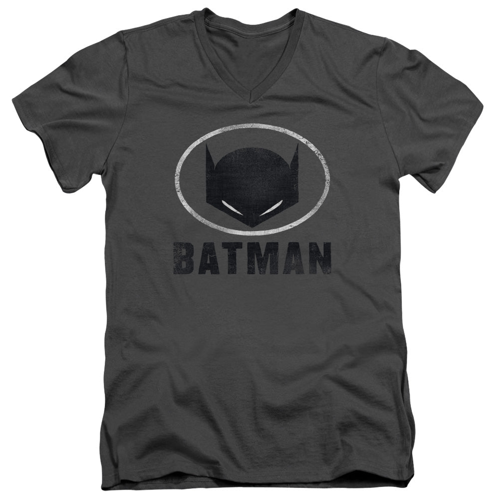 AN OFFCIALLY LICENSED BATMAN MASK IN OVAL MEN'S V-NECK T-SHIRT CHARCOAL