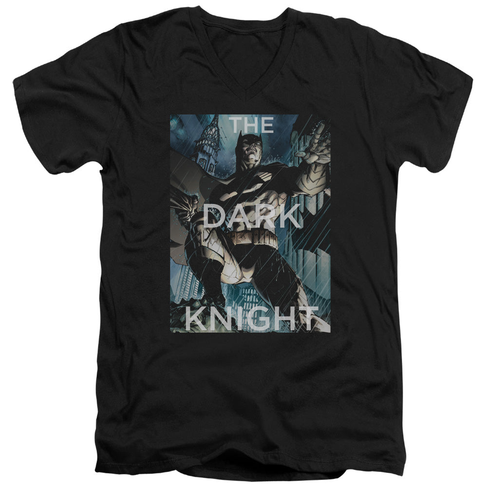 AN OFFCIALLY LICENSED BATMAN FIGHTING THE STORM MEN'S V-NECK T-SHIRT BLACK