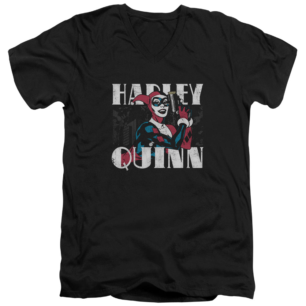 AN OFFCIALLY LICENSED BATMAN HARLEY BOLD MEN'S V-NECK T-SHIRT BLACK