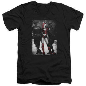 AN OFFCIALLY LICENSED BATMAN ARREST MEN'S V-NECK T-SHIRT BLACK