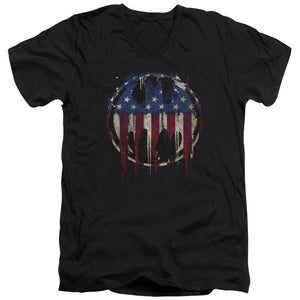 AN OFFCIALLY LICENSED BATMAN BLEEDING SIGNAL MEN'S V-NECK T-SHIRT BLACK
