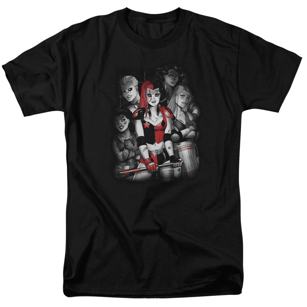 AN OFFCIALLY LICENSED BATMAN BAD GALS BW MEN'S REGULAR FIT T-SHIRT BLACK