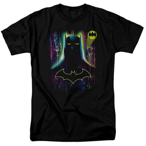 AN OFFCIALLY LICENSED BATMAN KNIGHT LIGHTS MEN'S REGULAR FIT T-SHIRT BLACK