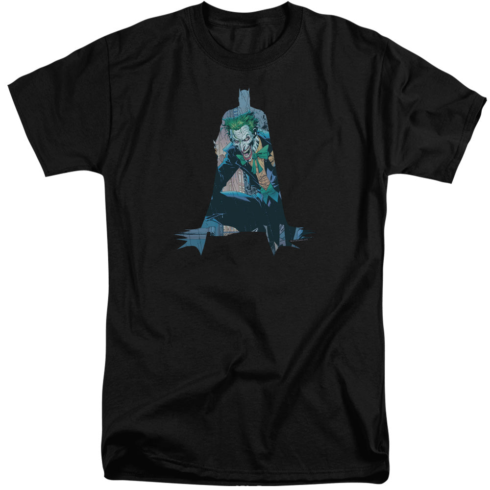 AN OFFCIALLY LICENSED BATMAN SCENE INSIDE MEN'S TALL FIT T-SHIRT BLACK