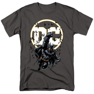 AN OFFCIALLY LICENSED BATMAN BATMAN DC MEN'S REGULAR FIT T-SHIRT CHARCOAL
